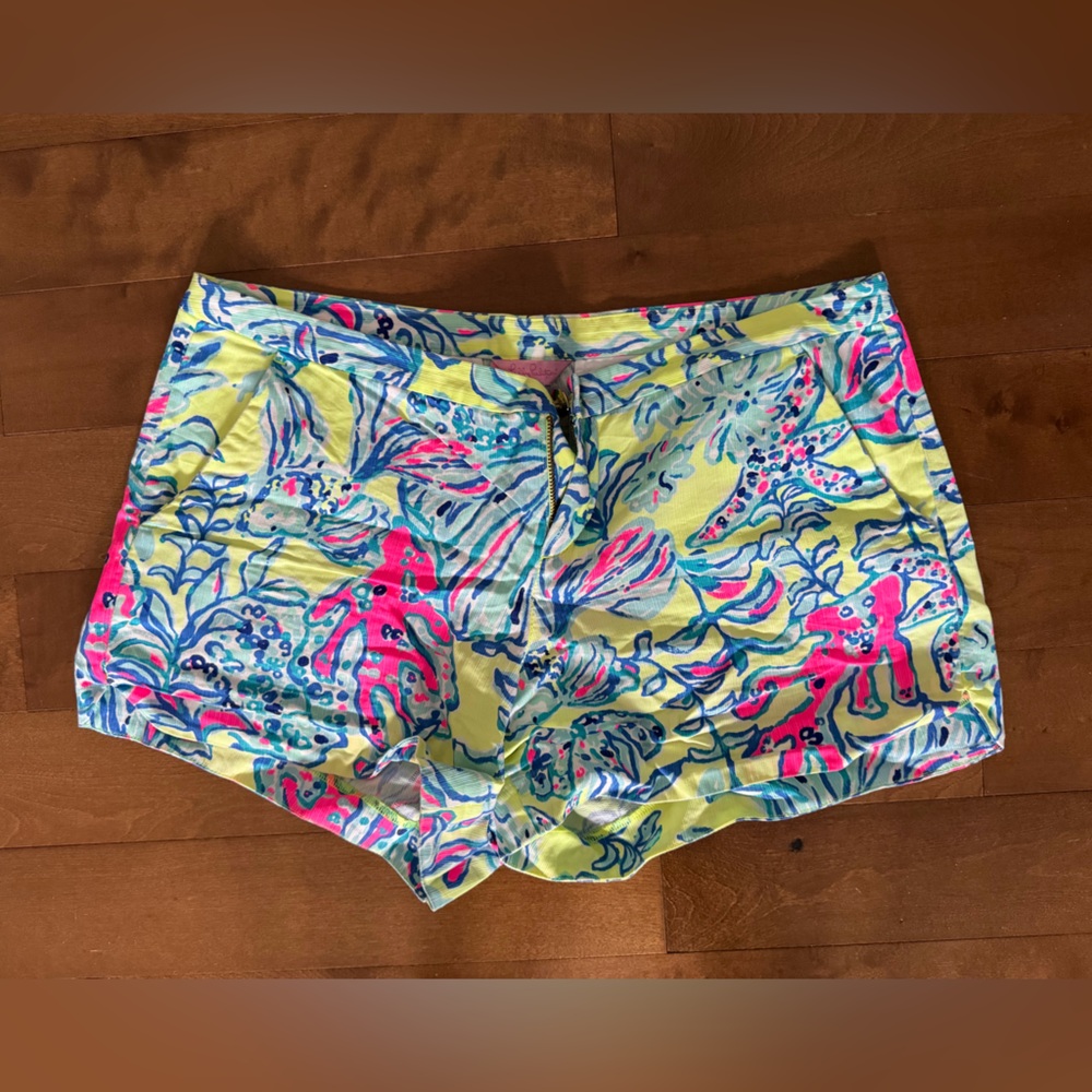Lilly Pulitzer Vibrant Yellow Patterned Women's S… - image 1